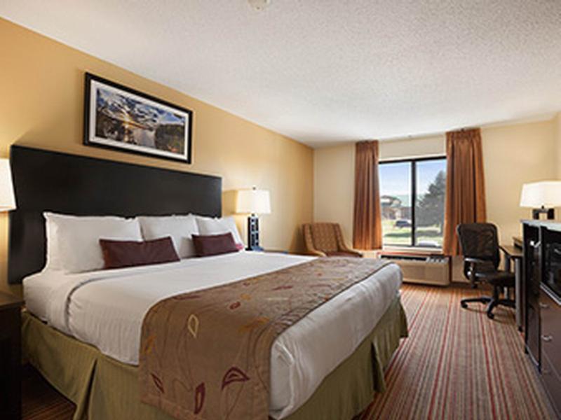 Ramada By Wyndham Wisconsin Dells I-90 Hotel Exterior foto