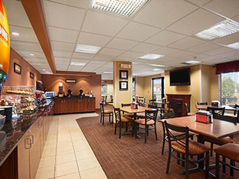 Ramada By Wyndham Wisconsin Dells I-90 Hotel Exterior foto